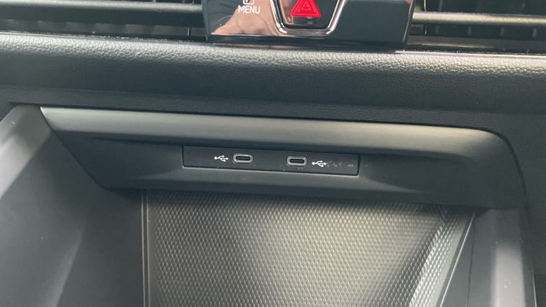 Volkswagen Golf 1.5 TSI Life 5dr Petrol Hatchback